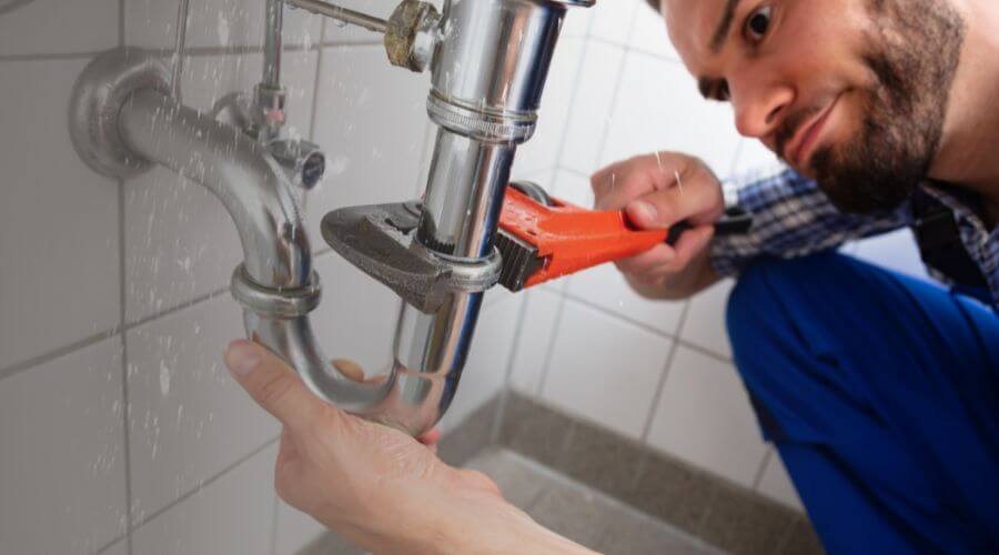 Local annual plumbing maintenance in Blue Island, IL